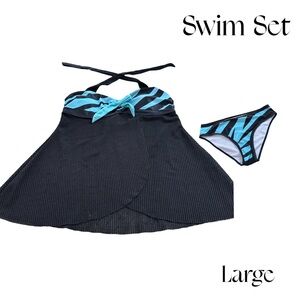 Women’s Black and Blue striped Swim Set size LARGE GUC